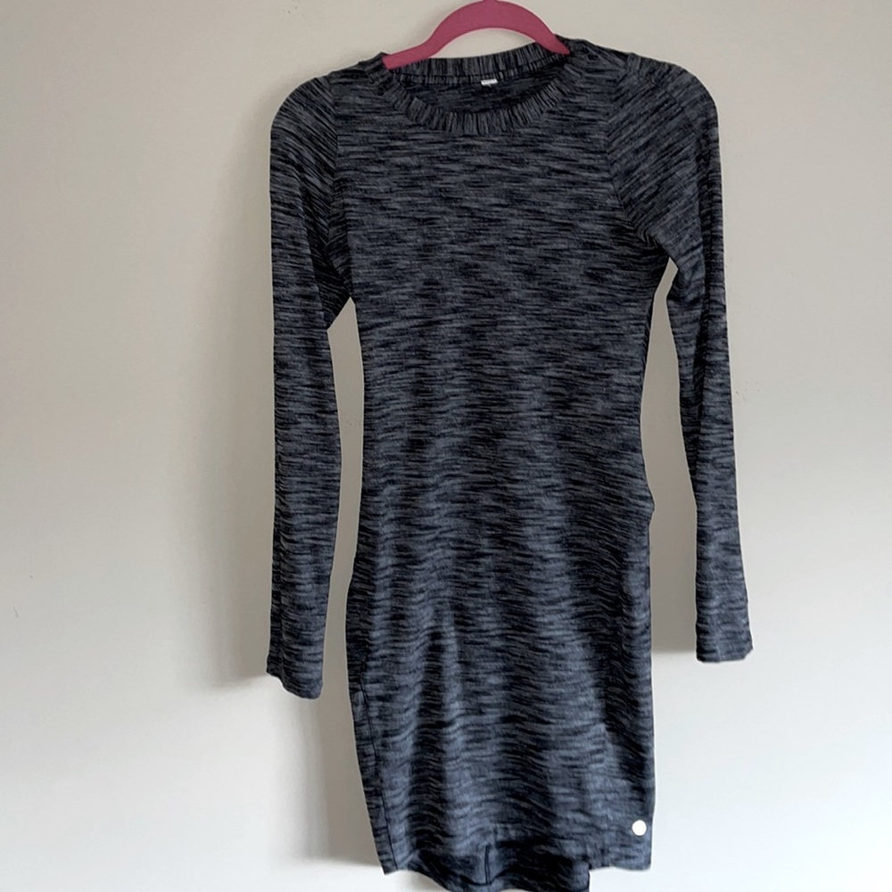 Lululemon Dress Long Sleeve 
Size 4.